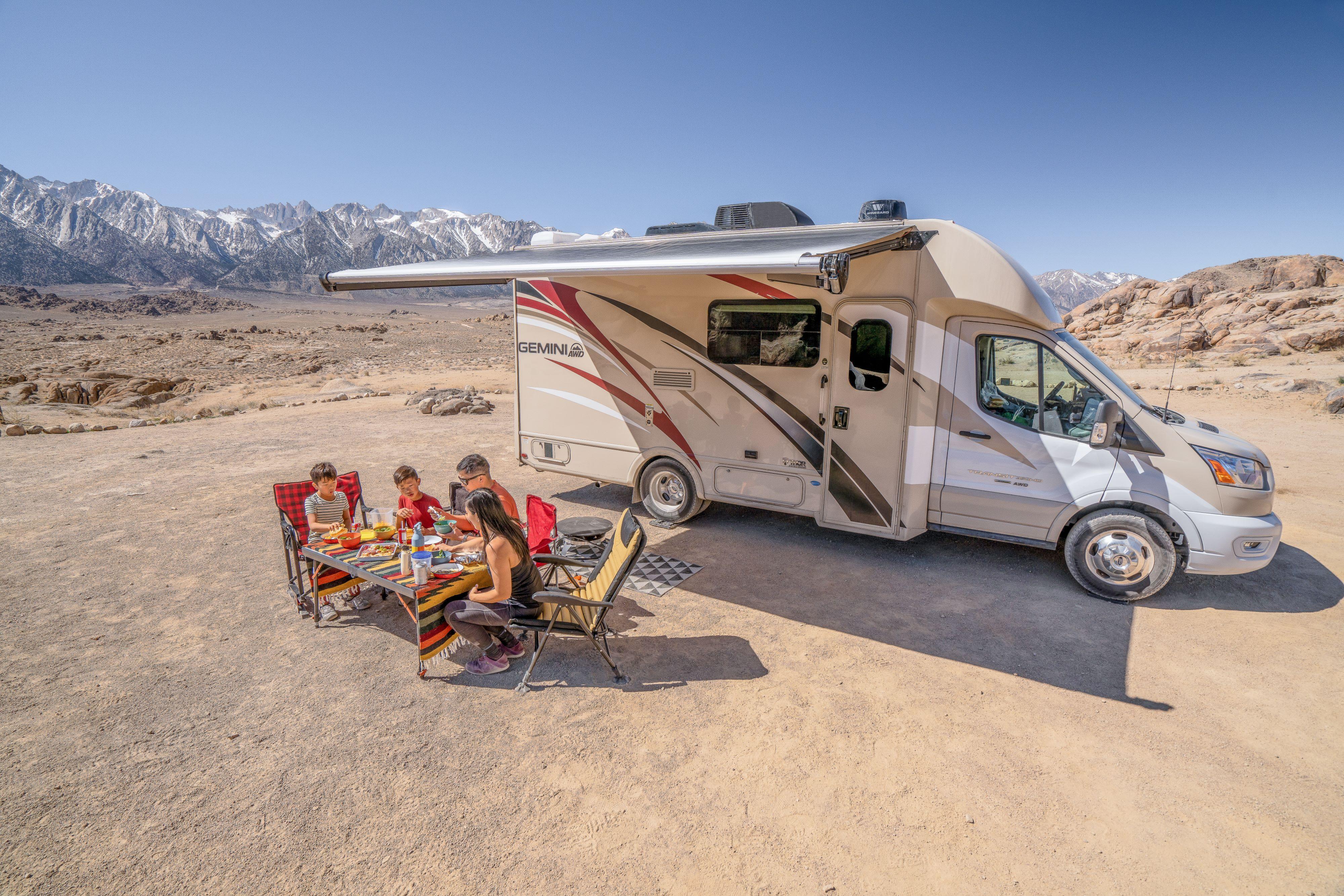 7 Reasons Renting an RV Should Be On Every Family’s Summer Bucket List