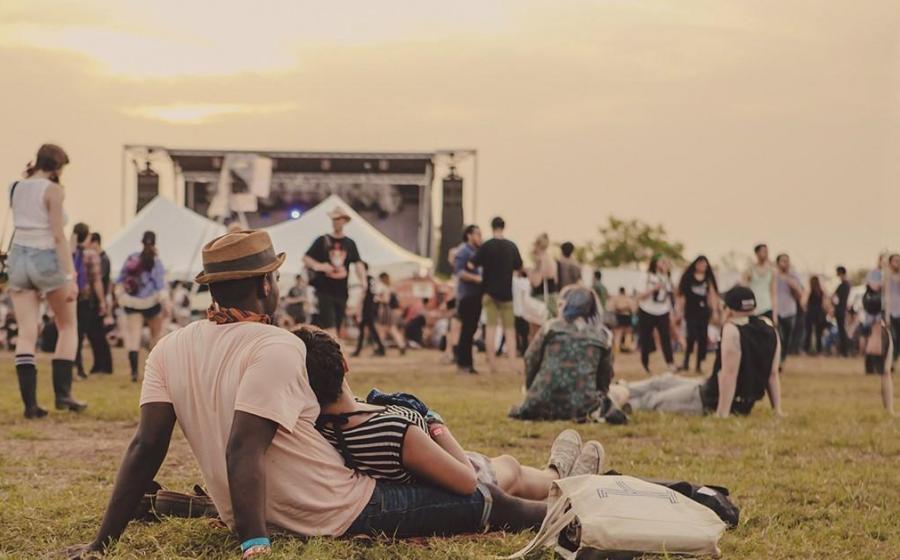 Tips For Traveling to Music Festivals on a Budget